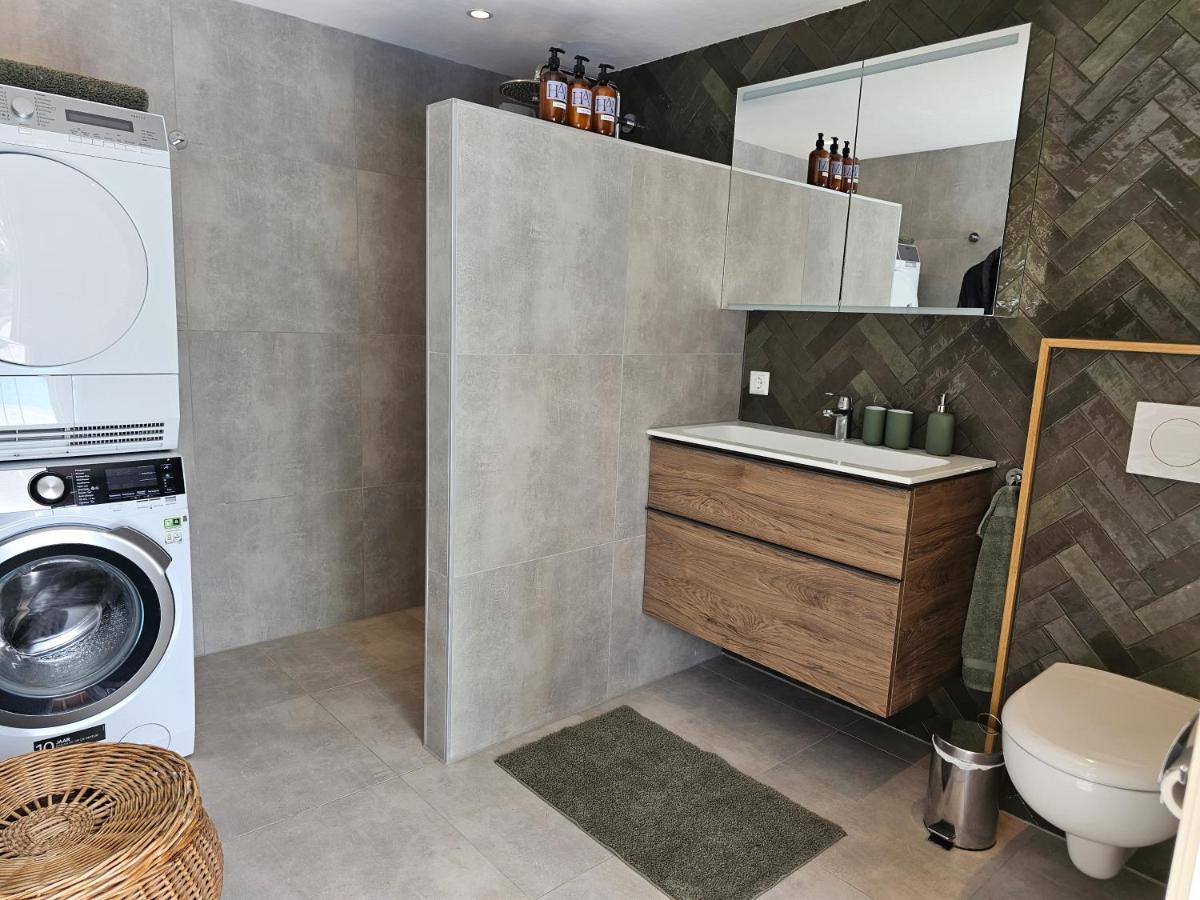 Ham Annex Met Prive Jacuzzi Villa Almelo Exteriör bild